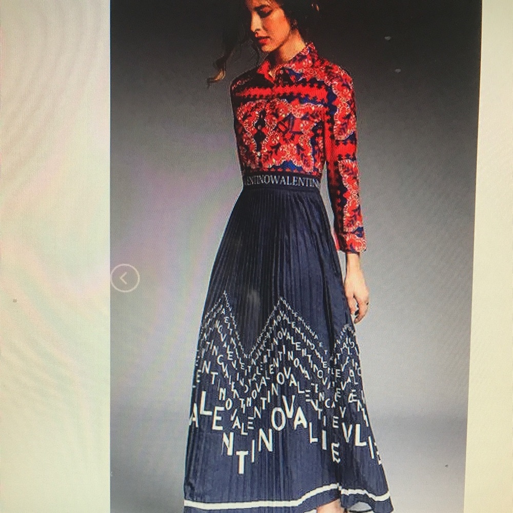 Beautiful pleated Dress Brand new never worn